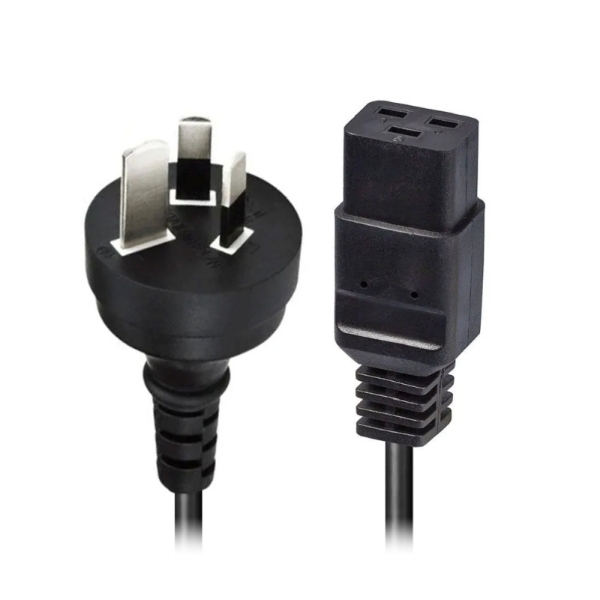 Picture of Lindy 3m 15A 3-pin to IEC C19